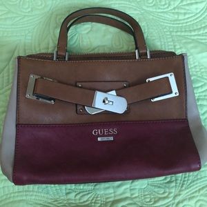 New Guess purse